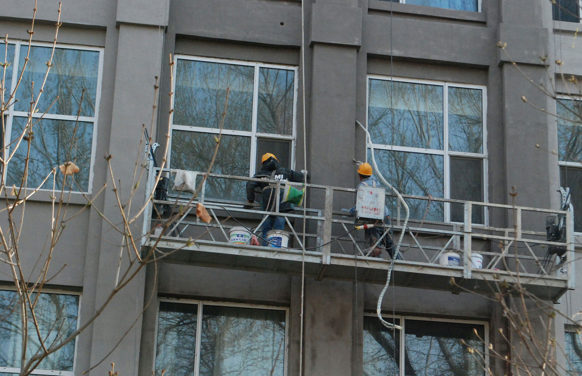 gondola untuk konstruksi